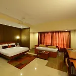 Hotel Woodland